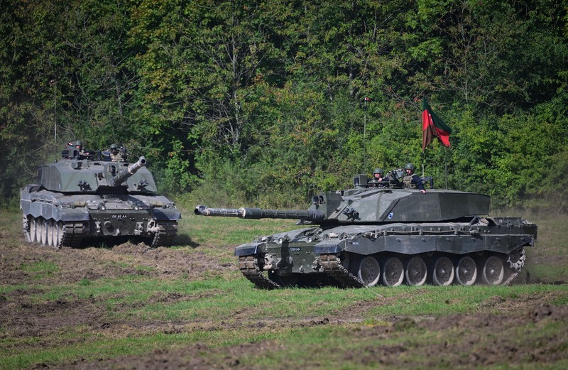Tank Challenger 2 Inggris. (Getty Images/Finnbarr Webster)
