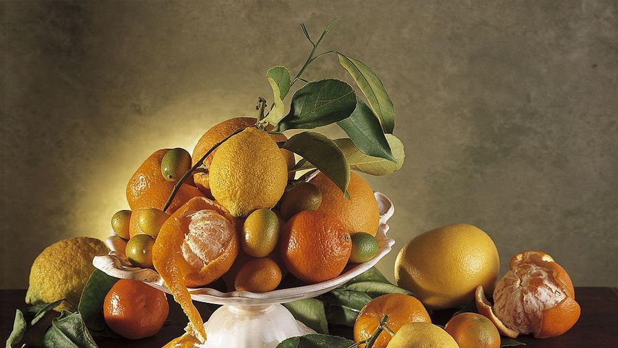 UNSPECIFIED - JUNE 06:  Close-up of various citrus fruits  (Photo by DEA / P.MARTINI/De Agostini via Getty Images)