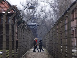 Sejarah dan Tema Hari Internasional untuk Mengenang Korban Holocaust 2025