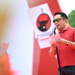 Survei Head to Head Pilgub Jabar: Ridwan Kamil 55,1%, Dedi Mulyadi 38%