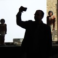 Cara Mencari dan Menghapus Foto Duplikat di HP Android dan iPhone