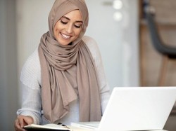 8 Tips Memilih Bahan Kerudung yang Nyaman dan Anti Gerah 8 Tips Memilih Bahan Kerudung yang Nyaman dan Anti Gerah