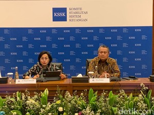 Sri Mulyani-Bos BI Pede Ekonomi RI Tumbuh 5% di Kuartal I 2024