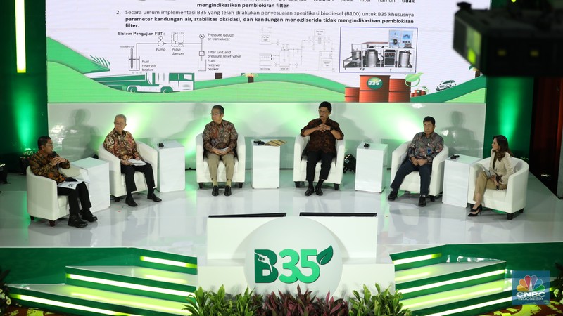 Bahan Bakar B35. Bahan Bakar B35. (CNBC Indonesia/Tri Susilo)