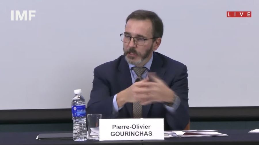 Pierre-Olivier Gourinchas Kepala Ekonom & Direktur, Departemen Riset saat berbicara dalam Pembaruan Outlook Ekonomi Dunia di Singapura. (Tangkapan Layar Youtube IMF)
