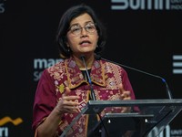Perusahaan Ngekor Langkah Sri Mulyani Tahan Belanja, Ada Apa?