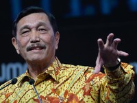 Waspada! RI 'Diserang' Cuaca Panas, Luhut Wanti-wanti Ini
