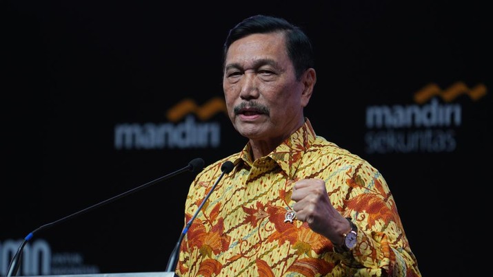 Menteri Koordinator Bidang Kemaritiman dan Investasi (Menko Marves) Luhut Binsar Pandjaitan di acara Mandiri Investment Forum 2023. (Bloomberg via Getty Images/Bloomberg)