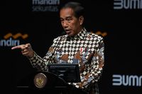 Pasal 33 Ayat 3 UUD 1945, Senjata Jokowi Jaga Dolar Eksportir