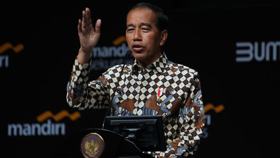 Presiden RI Joko Widodo (Jokowi) di acara Mandiri Investment Forum 2023, Rabu 1/2/2023. (Bloomberg via Getty Images/Dimas Ardian/Bloomberg via Getty Images)