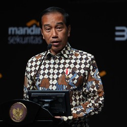 Tak Lagi Gelap, Info Ini Ternyata Bikin Jokowi Putar Balik!