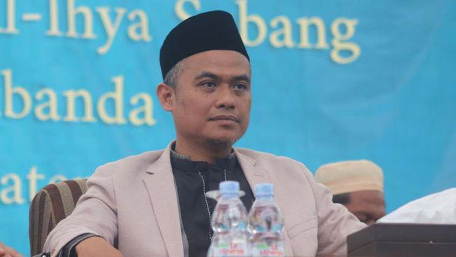 Sultan Subang Asep Sulaeman dengan PT Lembur Sadaya Investama menjual saham PT Bersama Zatta Jaya Tbk (ZATA). (Tangkapan Layar Facebook Pondok Pesantren Al-Ihya Subang).