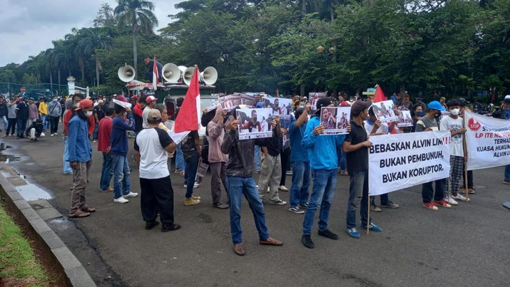 Aksi Indosurya. (CNBC Indonesia/Arrijal Rachman) Aksi Indosurya. (CNBC Indonesia/Arrijal Rachman)