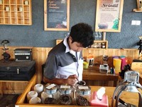 Mau Buka Warung Kopi? Segini Perkiraan Modalnya!
