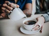 Ngopi Tetap Jalan, Dompet Tetap Aman? Allo Bank Solusinya!