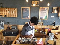 Kenapa Banyak Warkop di Jakarta Dimiliki Warga Kuningan Jawa Barat?