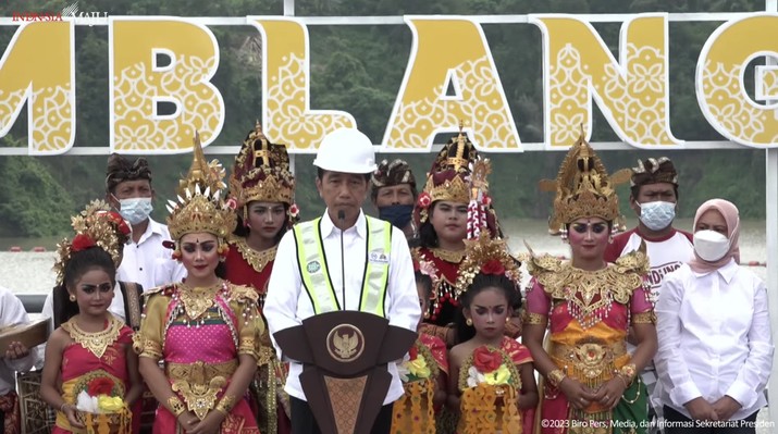 Presiden Jokowi Resmikan Bendungan Tamblang dan Penataan Mangrove Tahura Ngurah Rai Bali, 2 Feb 2023. (Tangkapan Layar Youtube/Sekretariat Presiden RI) Presiden Jokowi Resmikan Bendungan Tamblang dan Penataan Mangrove Tahura Ngurah Rai Bali, 2 Feb 2023. (Tangkapan Layar Youtube/Sekretariat Presiden RI)