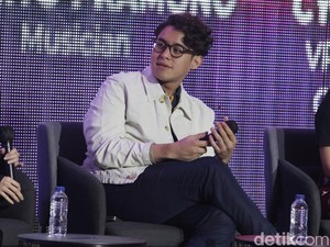 Ardhito Pramono Gagal Move On di TikTok Itu Cuma Gimik?