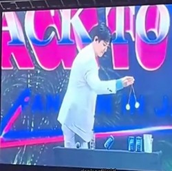 Viral Sehun dan Chanyeol Main Lato-lato, Bikin EXO-L Meleleh!