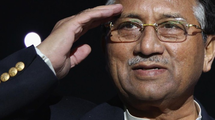 Mantan Presiden Pakistan, Pervez Musharraf berbicara kepada anggota Komunitas Pakistan Inggris pada tanggal 2 Oktober 2010 di Birmingham, Inggris. Mantan Presiden Pakistan, Pervez Musharraf berbicara kepada anggota Komunitas Pakistan Inggris pada tanggal 2 Oktober 2010 di Birmingham, Inggris. Musharraf baru-baru ini mengumumkan kembalinya dia ke politik garis depan, dengan peluncuran partai politik baru, 'Liga Muslim Seluruh Pakistan'. (Photo by Dan Kitwood/Getty Images)