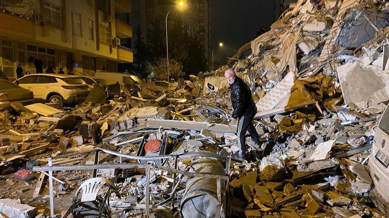 Gempa berkekuatan 7,8 mengguncang pusat Turki (AP/Associated Press staff)