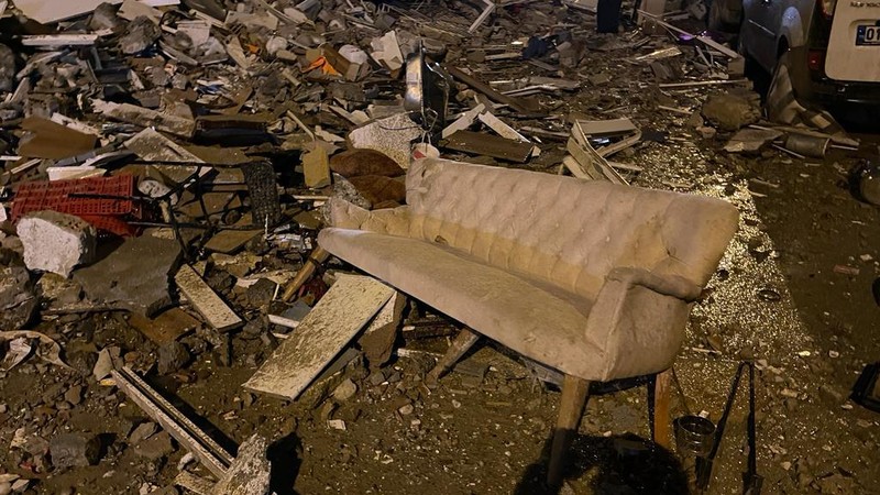 Gempa berkekuatan 7,8 mengguncang pusat Turki (AP/Associated Press staff) Gempa berkekuatan 7,8 mengguncang pusat Turki (AP/Associated Press staff)