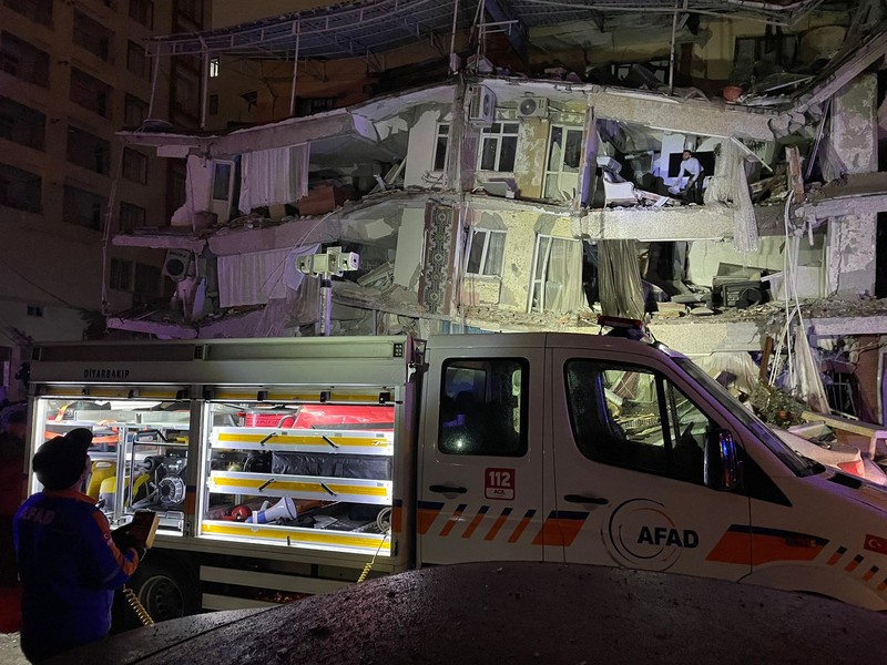 Gempa berkekuatan 7,8 mengguncang pusat Turki (AP/Associated Press staff) Gempa berkekuatan 7,8 mengguncang pusat Turki (AP/Associated Press staff)