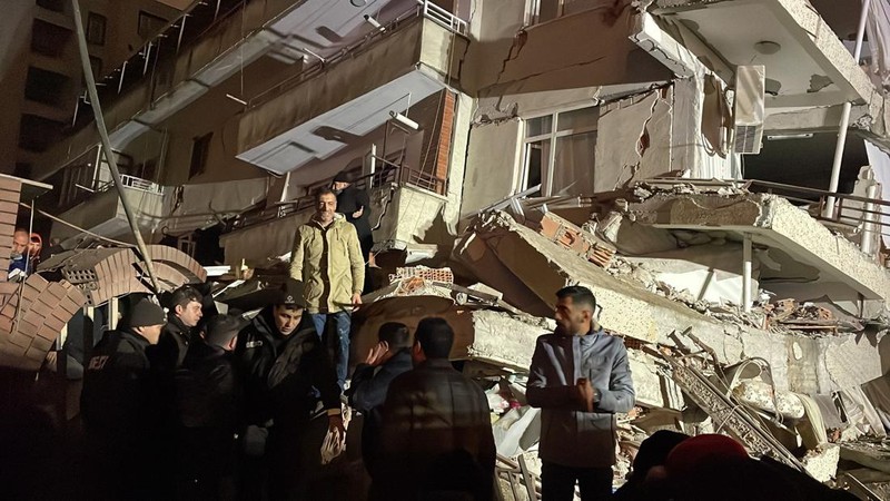 Gempa berkekuatan 7,8 mengguncang pusat Turki (AP/Associated Press staff)