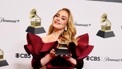 Video: Penyebab Adele Nangis saat Lihat Celine Dion Hadir di Konsernya