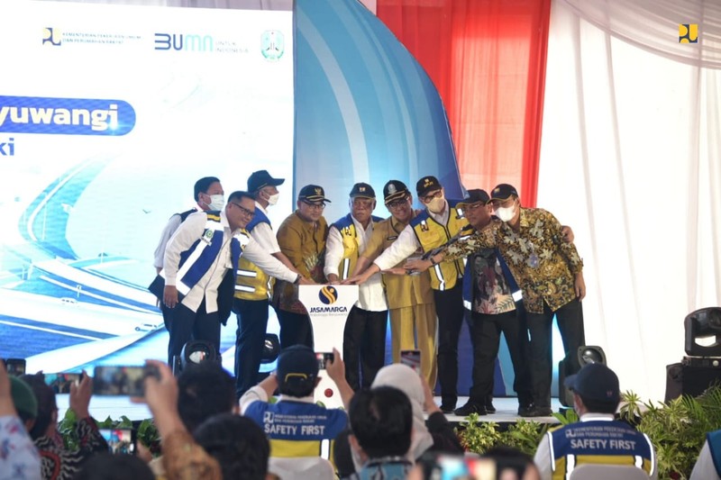 Kementerian Pekerjaan Umum dan Perumahan Rakyat (PUPR) memulai pembangunan ruas Jalan Tol Probolinggo-Banyuwangi tahap I Probolinggo hingga Besuki sepanjang 49,68 km. (Dok. Kementerian PUPR)