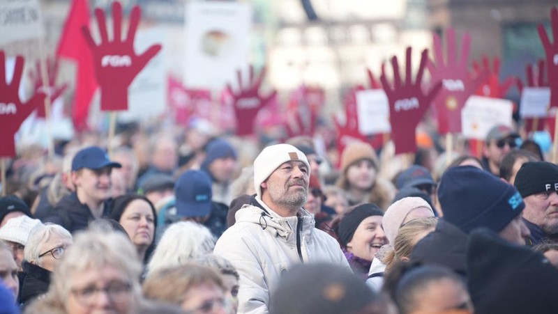 Ribuan orang Denmark memprotes pembatalan hari libur nasional. (via REUTERS/RITZAU SCANPIX)