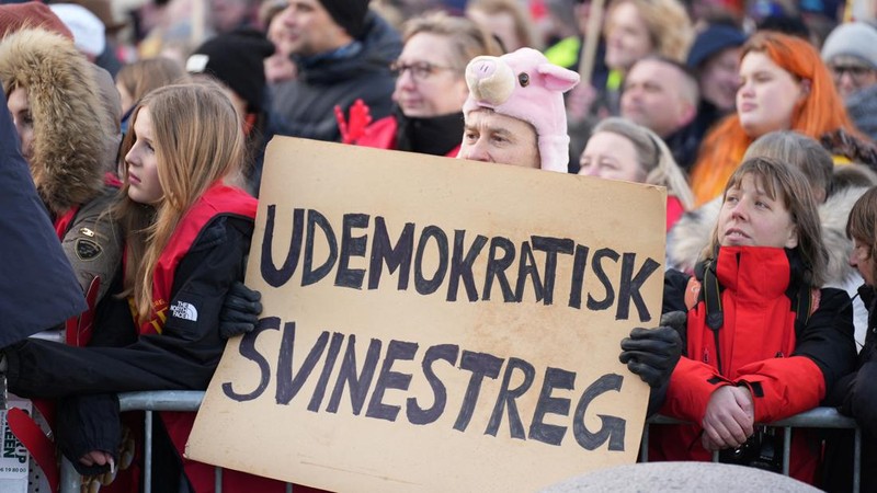 Ribuan orang Denmark memprotes pembatalan hari libur nasional. (via REUTERS/RITZAU SCANPIX)