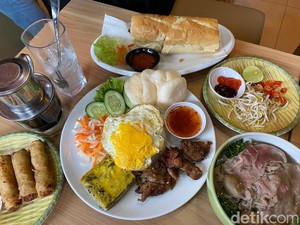 Seharian Makan Enak di Tebet, Legendaris hingga Kekinian