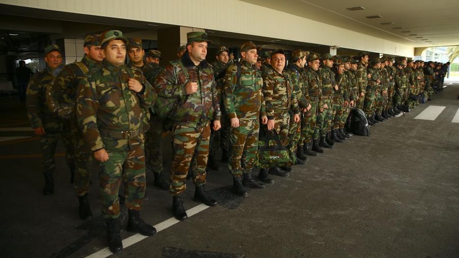 Tim yang berafiliasi dengan Kementerian Situasi Darurat Azerbaijan berangkat dari Baku, Azerbaijan untuk membantu operasi pencarian dan penyelamatan setelah gempa berkekuatan 7,7 melanda Turkiye pada 06 Februari 2023. Otoritas Manajemen Bencana dan Darurat (AFAD) Turkiye mengatakan gempa berkekuatan 7,7 melanda pada 4,17 pagi (0117GMT) dan dipusatkan di distrik Pazarcik di provinsi selatan Kahramanmaras, Turkiye. Provinsi Gaziantep, Sanliurfa, Diyarbakir, Adana, Adiyaman, Malatya, Osmaniye, Hatay, dan Kilis sangat terpengaruh oleh gempa tersebut. (Resul Rehimov/Anadolu Agency via Getty Images)