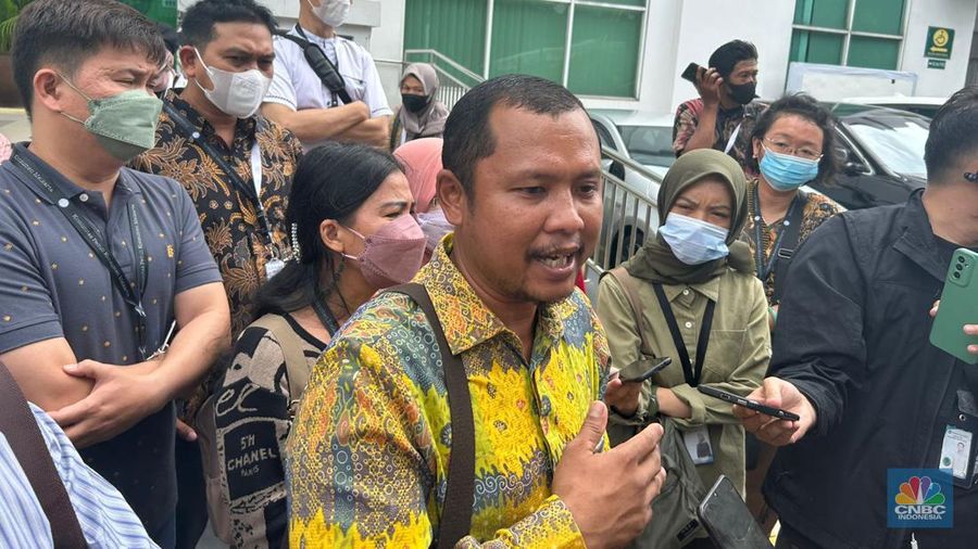 Kuasa Hukum PKPKM Rudy Siahaan di Pengadilan Negeri Jakarta Barat, Selasa (7/2/2023). (CNBC Indonesia/Zefanya Aprilia)