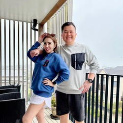 Mau Traveling Tiap Bulan Kayak Femmy Permatasari? Ini Caranya