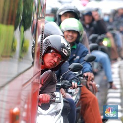 Jokowi Pusing, Rakyat Apalagi! Macet DKI Bikin Tua di Jalan
