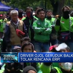 Video: Driver Ojol Geruduk Balkot DKI, Tolak Rencana ERP