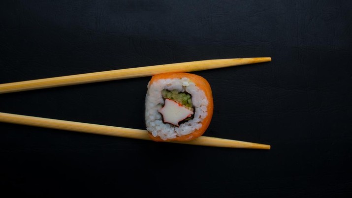 Bukan Jepang, Sushi Ternyata Berasal dari Negara Tetangga RI