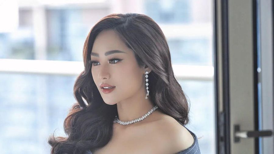 PT Capella Swastika Karya sendiri merupakan perusahaan yang didirikan oleh artis ternama, Poppy Capella. Hal tersebut diungkapkan langsung oleh Direktur PT Capella Swastika Karya Safa Attamimi saat jumpa pers, Rabu (8/2/2023) kemarin. (Tangkapan Layar Instagram @poppycapella_)