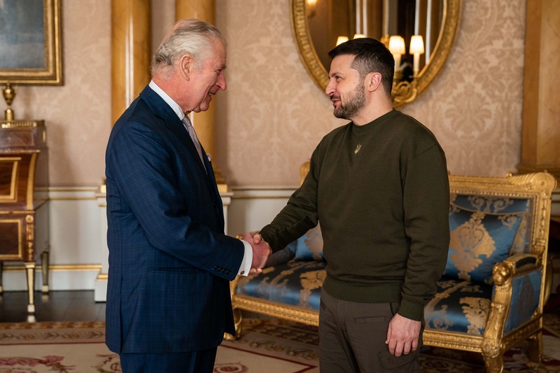 Perdana Menteri Inggris Rishi Sunak menjamu Presiden Ukraina, Volodymyr Zelensky di Downing Street nomor 10 pada 8 Februari 2023 di London, Inggris, Inggris. (Getty Images/WPA Pool)