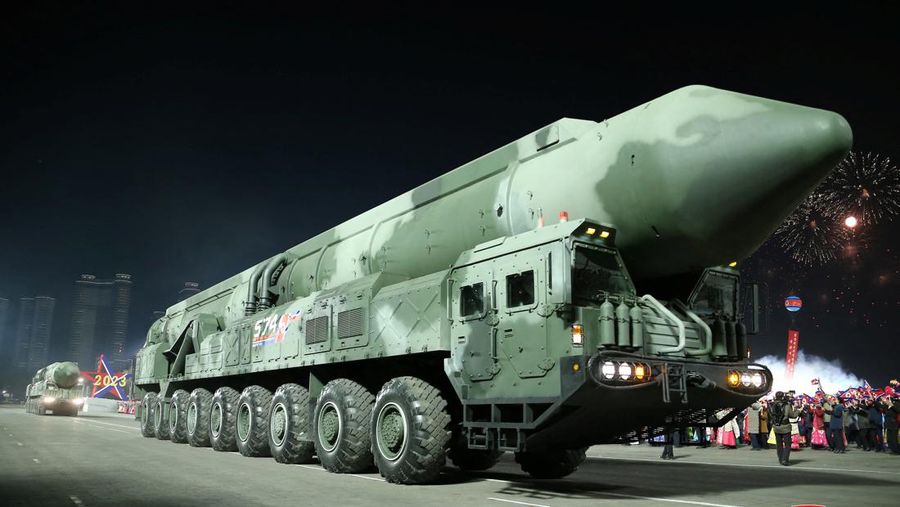 Rudal ditampilkan selama parade militer untuk memperingati 75 tahun berdirinya tentara Korea Utara, di Kim Il Sung Square di Pyongyang, Korea Utara 8 Februari 2023. (KCNA via REUTERS)