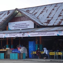 Erick: Semua Pedagang di Pasar Batuphat Aceh Jadi Nasabah BSI