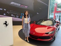 Ferrari 296 GTS Mengaspal di RI, Ini Spek & Kisaran Harganya