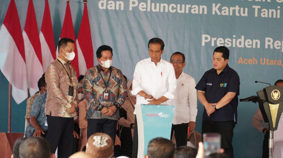 Peluncuran Kartu Tani Digital dan KUR BSI oleh Presiden Joko Widodo di Lapangan Komplek PIM, Kecamatan Dewantara, Kabupaten Aceh Utara, Provinsi Aceh, Jumat (10/2/2023). (Dok: BSI)