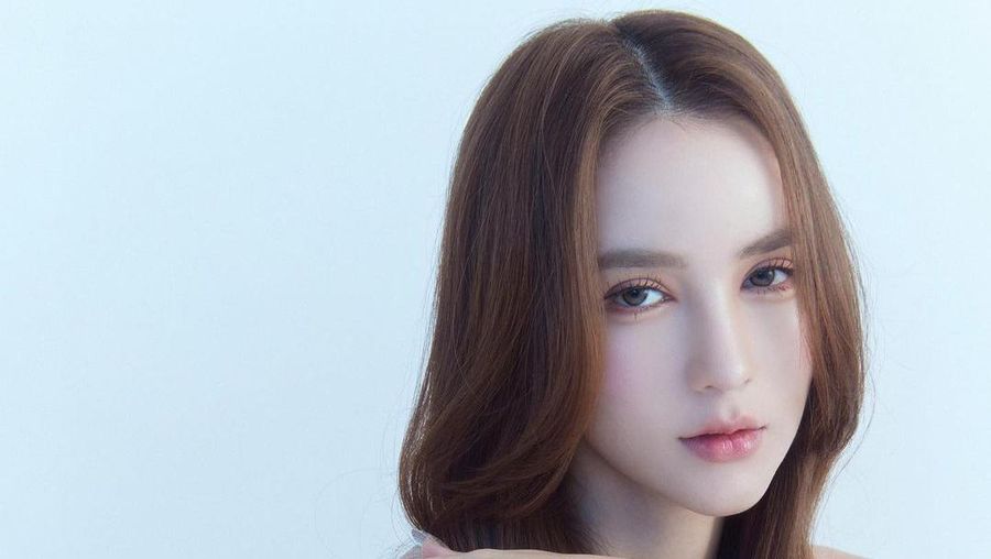 Yoshi Rinrada trangender cantik (Tangkapan layar Instagram @yoshirinrada)
