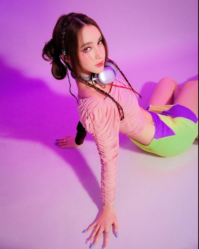 Yoshi Rinrada trangender cantik (Tangkapan layar Instagram @yoshirinrada) Yoshi Rinrada trangender cantik (Tangkapan layar Instagram @yoshirinrada)