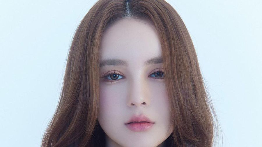 Yoshi Rinrada trangender cantik (Tangkapan layar Instagram @yoshirinrada)
