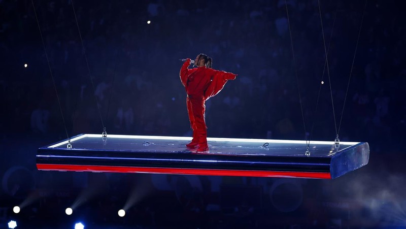 GLENDALE, ARIZONA - FEBRUARY 12: Rihanna performs onstage during the Apple Music Super Bowl LVII Halftime Show at State Farm Stadium on February 12, 2023 in Glendale, Arizona. (Photo by Gregory Shamus/Getty Images)