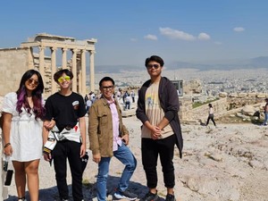 Eko Patrio Mulai Serahkan Urusan Perusahaan ke Putra Sulung